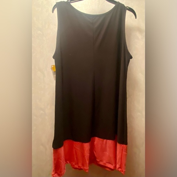 Ronnie Nicole Women’s Black and Coral Sleeveless Dress - Picture 2 of 4